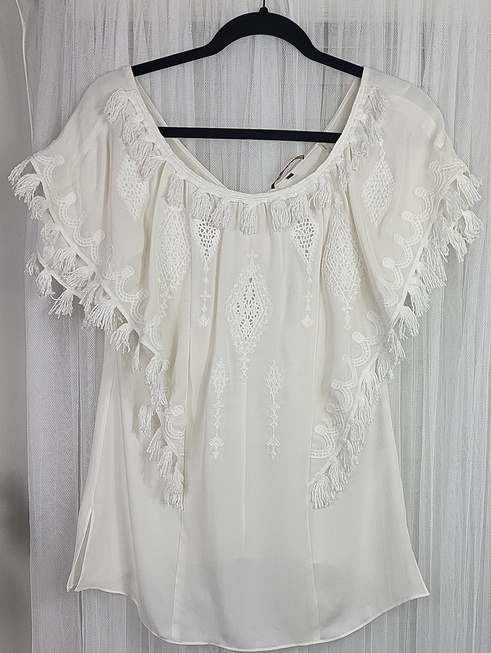 Kobi Halperin 100% silk Kerry Ivory Embroidered Tassel Peasant Top. Size XS